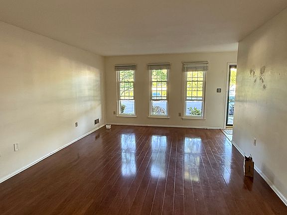 2nd image of 106 Amethyst Way