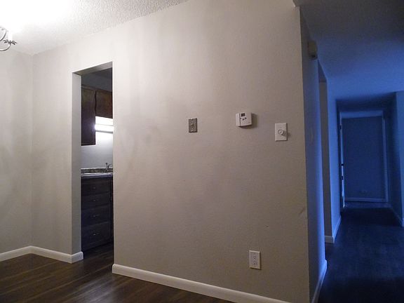 2nd image of 267 N 8th St APT 4