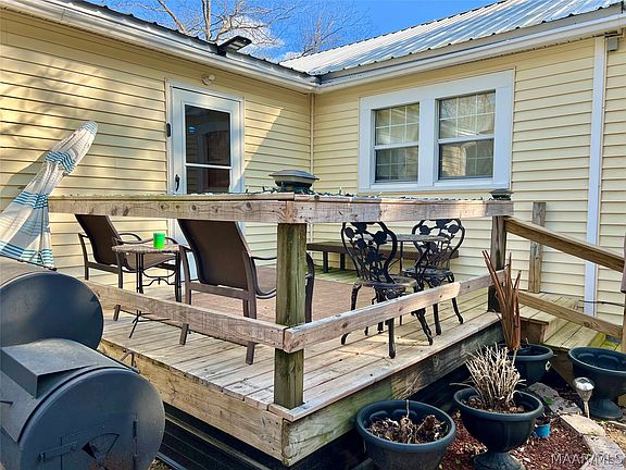 5th image of 460 W Selma St