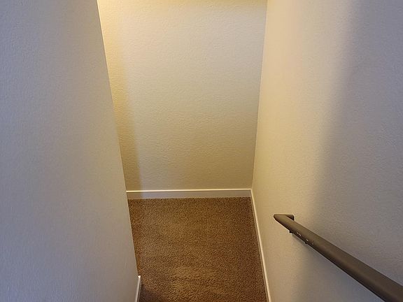 3rd image of 6012 Kenwood Dr #1