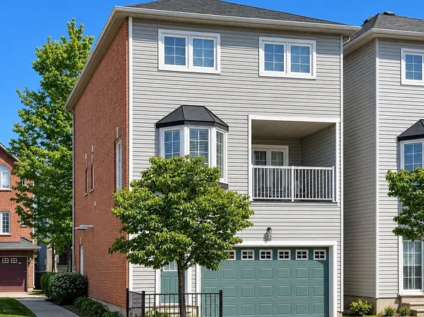 5110 Fairview St #32, Burlington, ON L7L 7H6