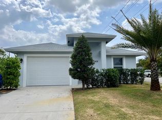 1432 S J St, Lake Worth, FL 33460
