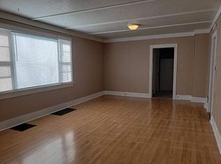 921 S Alice St, Sioux City, IA 51106