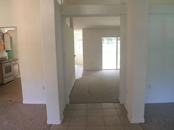2nd image of 2315 Date Palm Dr