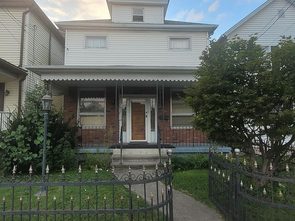 1st image of 319 Main St