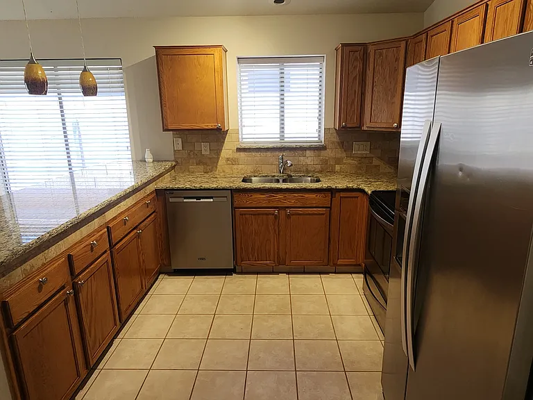 Kitchen front