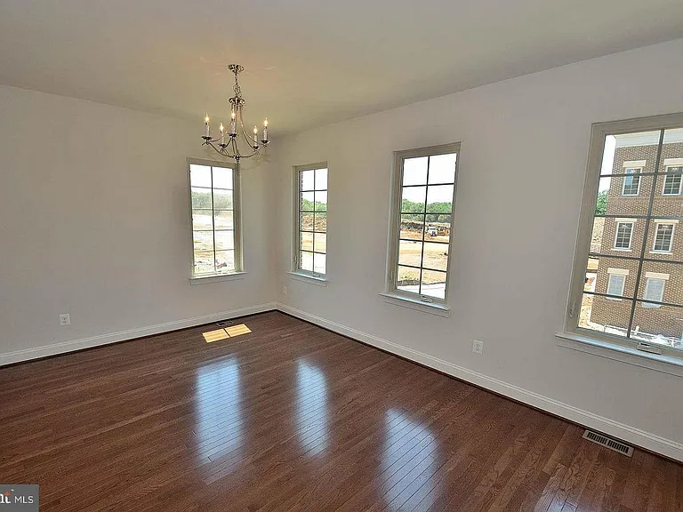 22816 Breezy Hollow Dr — Photo 17