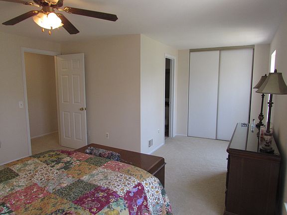 Master Bedroom with 2 closet