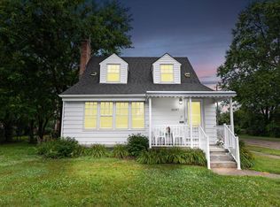 21197 Nummer St, Warren, MI 48089