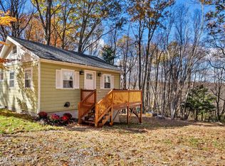 49 Stonehill Dr, Hillsdale, NY 12529