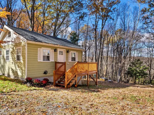 49 Stonehill Drive, Hillsdale, NY 12529