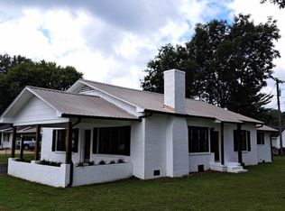 204 Fairgrounds Rd, Paris, TN 38242