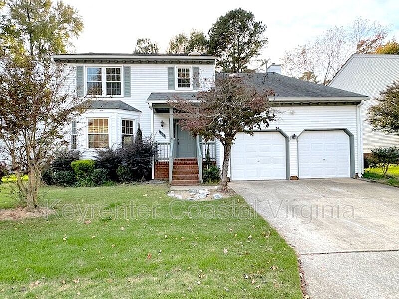1st image of 913 Edgewater Dr