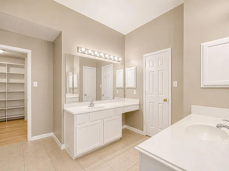 24210 Schivener House Ln — Photo 37
