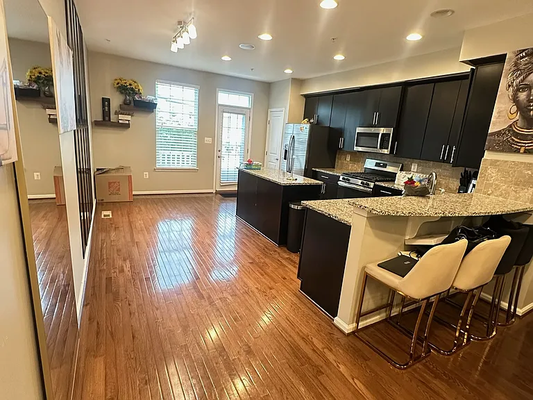 5504 Glover Park Dr — Photo 18