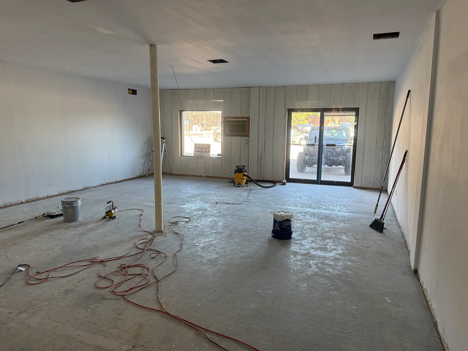 Studio, 800 sqft, $1,000 — Photo 2