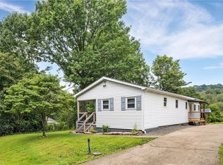 139 Booth Rd, Leechburg, PA 15656