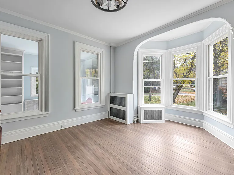 684 Closter Dock Rd — Photo 16