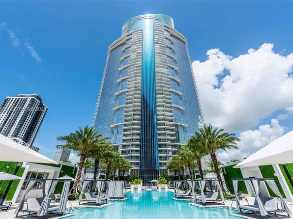 851 NE 1st Ave #1705, Miami, FL 33132