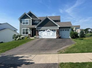 9557 Junco Rd N, Lake Elmo, MN 55042