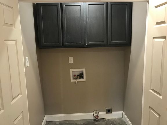 5th image of 1303 Homer St