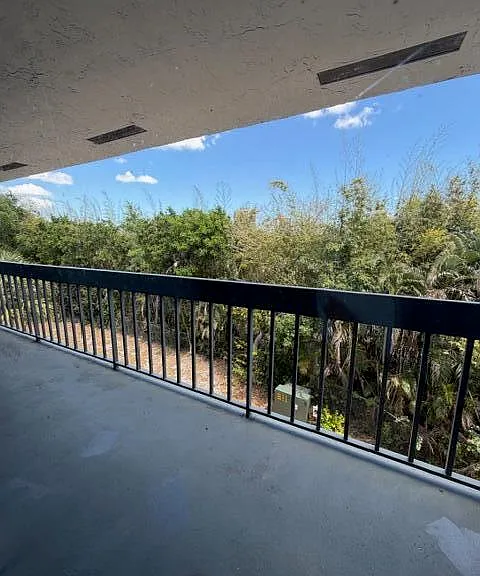 1720 N Congress Ave #406 — Photo 3