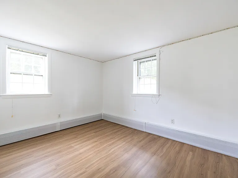670 Main St #1 — Photo 17