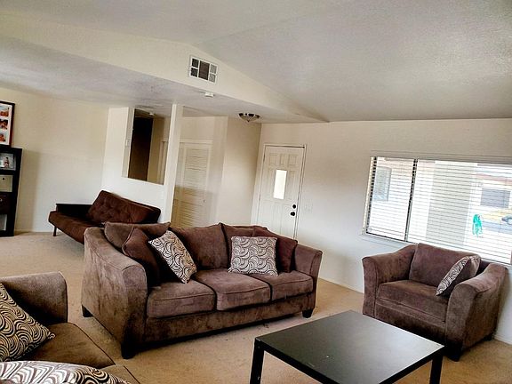 3rd image of 13140 Riverview Dr