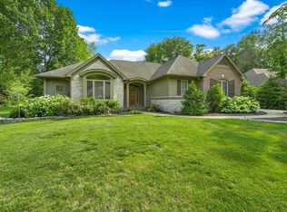 17416 Summer Ridge Dr, Granger, IN 46530