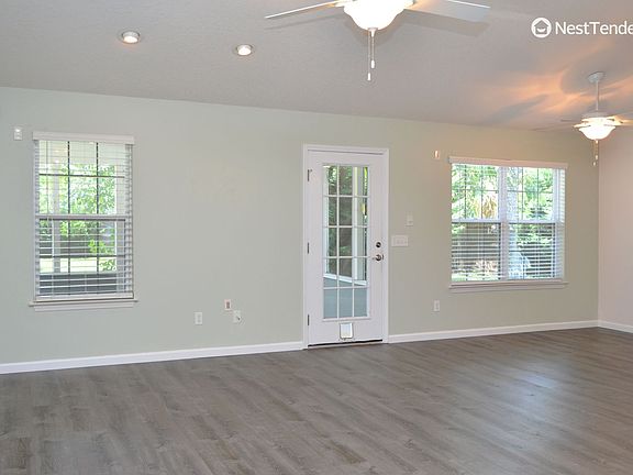 4th image of 1025 Isle Of Palms Ln