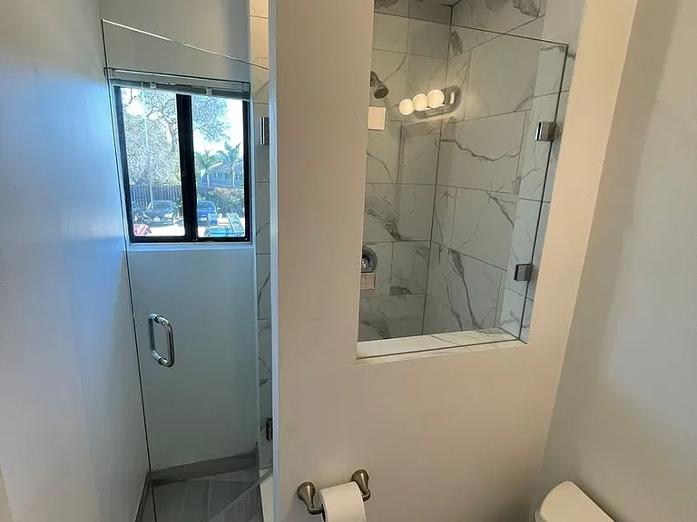 410 Ellwood Beach Dr — Photo 10