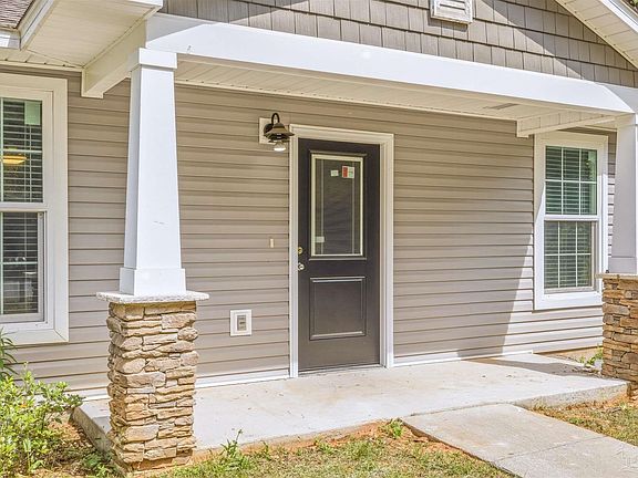 5th image of 8804 Doris Ave