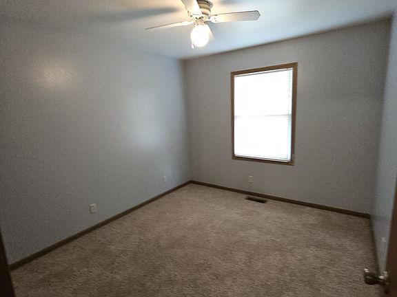 4th image of 1027 Kearney St