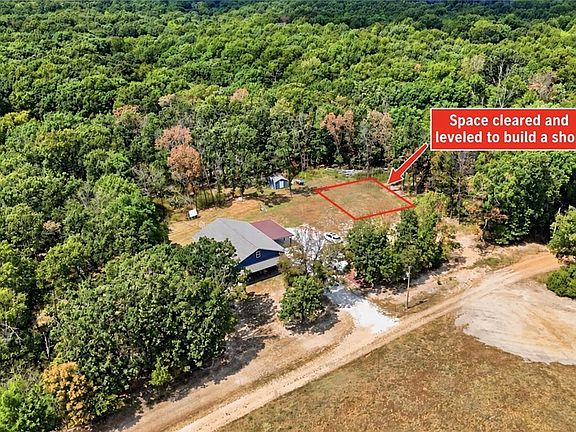 3rd image of 1643 Fiddlers Ridge Rd