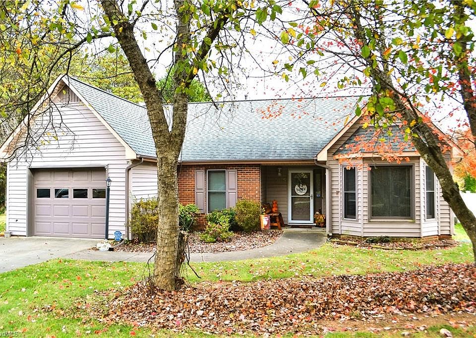 1st image of 6065 Yeaton Glen Dr
