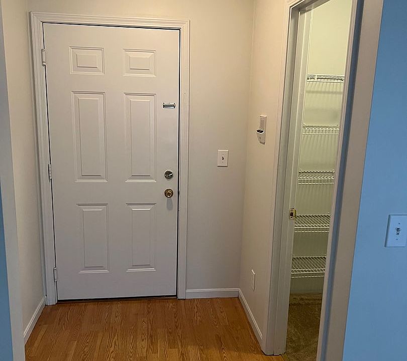 1st image of 633-634 Spille Ct #32