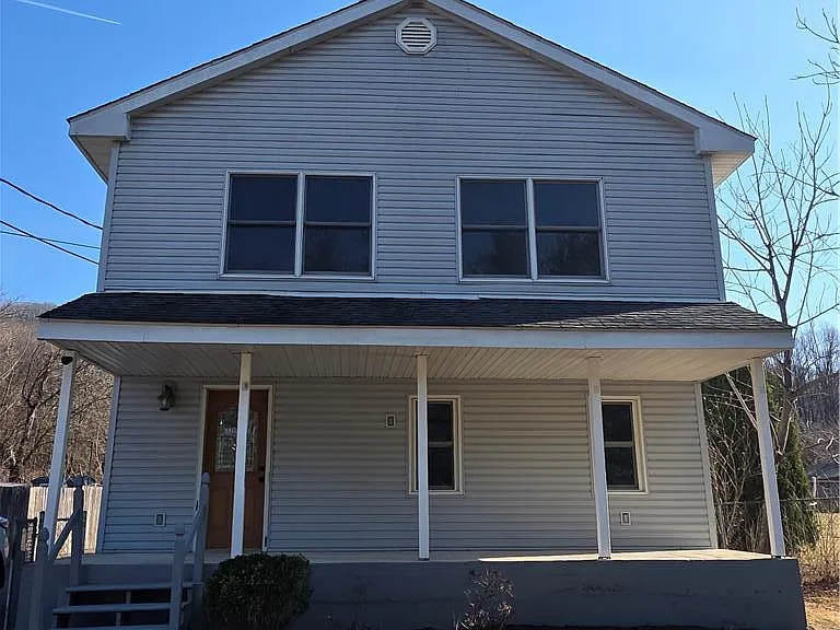 2268 Easton Rd — Photo 1