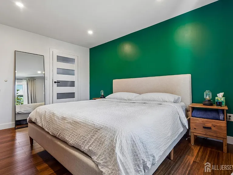 12 Clay St — Photo 15