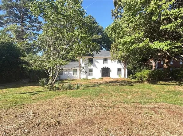 4247 Bingham Ct, Stone Mountain, GA 30083