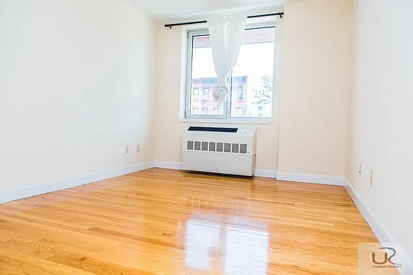 Rented by Urban Realty NYC | media 77