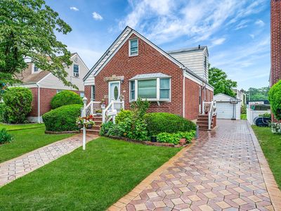 58 N Rockaway Avenue, Lynbrook, NY, 11563