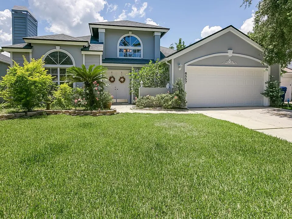 6557 Burnham Cir
