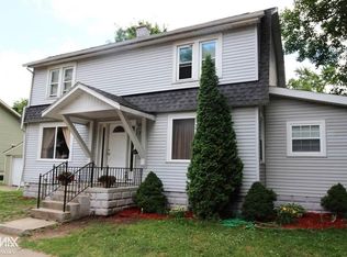 7 Hollywood Ct, Mount Clemens, MI