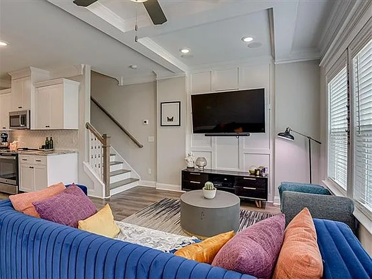 143 Canton Park Ave — Photo 8
