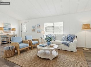 122 Beechwood Ln, Oceanside, CA 92054