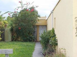 2912 Funston St, Hollywood, FL 33020