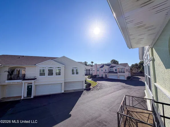 2252 Beach Dr APT 2605, Gulfport, MS 39507