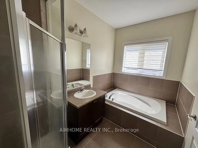 119 Rothwell St — Photo 16