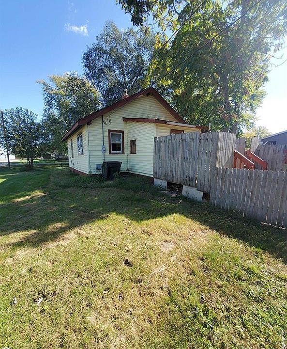 115 NE 4th St, Melcher, IA 50163 MLS 6312387 Zillow