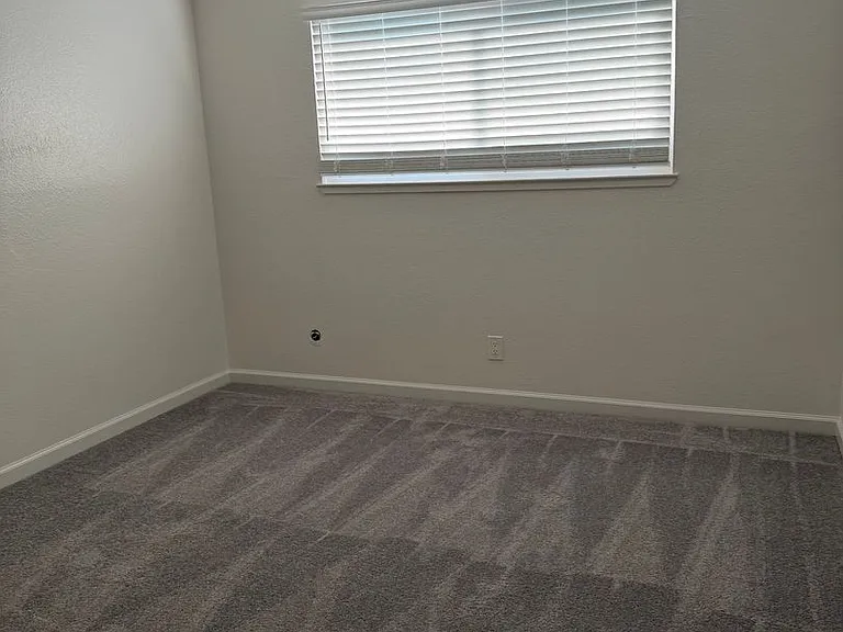 1407 South Ave #A — Photo 5